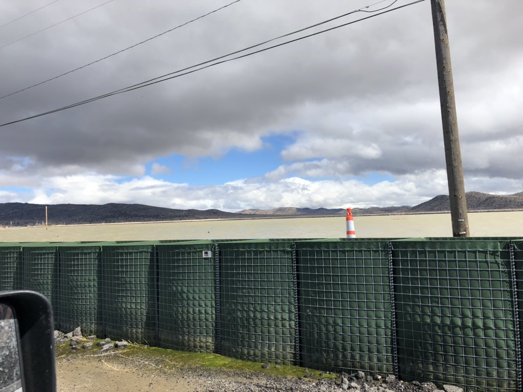 Flood protection using HESCO barriers along riverbank